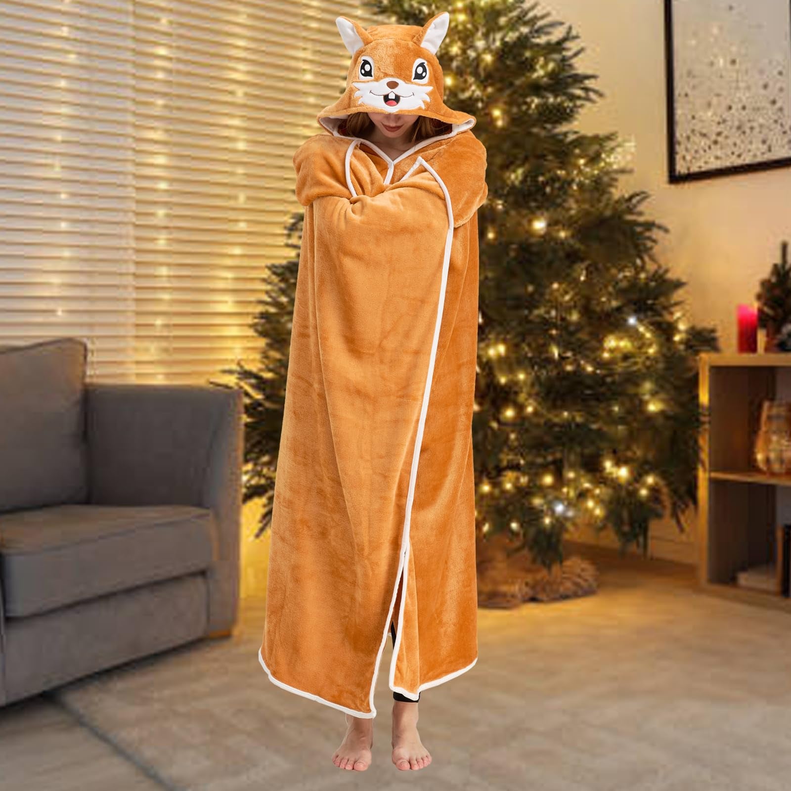 Adorable Animal Print Blanket – Soft & Portable Giraffe/Squirrel Throw for Home & Travel